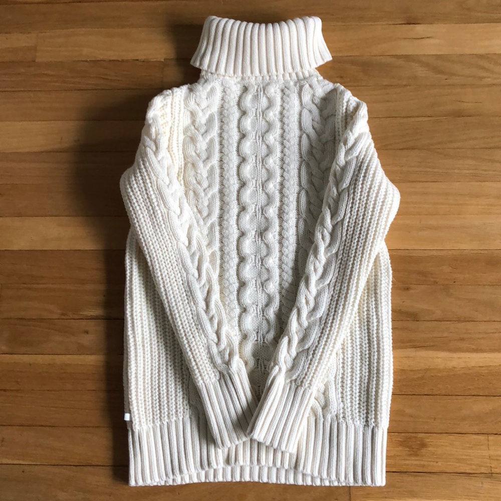 Gap Chunky Turtleneck Sweater - EUC Size Small